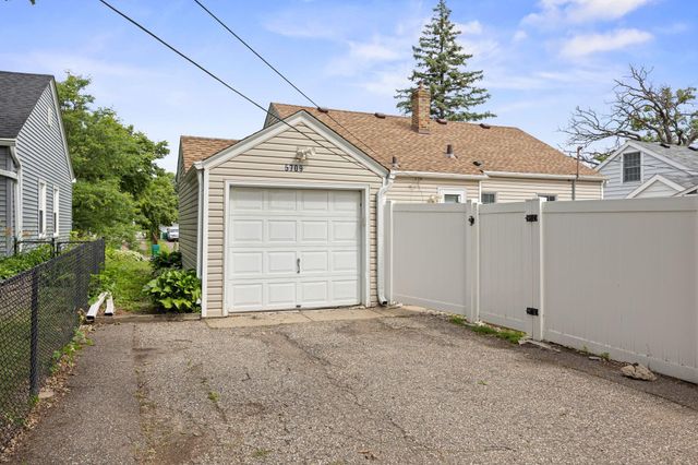 5709 W Lake Street, Saint Louis Park, MN 55416