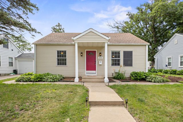 5709 W Lake Street, Saint Louis Park, MN 55416