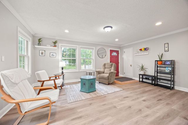 5709 W Lake Street, Saint Louis Park, MN 55416