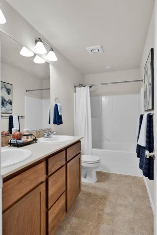 2260 N Country Vista Blvd, Liberty Lake, WA 99019