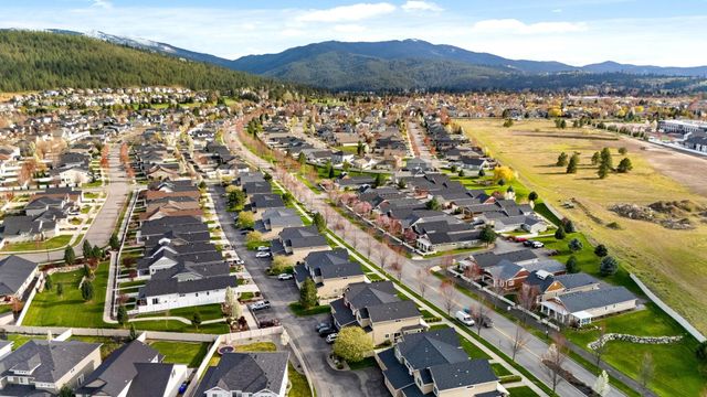 2260 N Country Vista Blvd, Liberty Lake, WA 99019