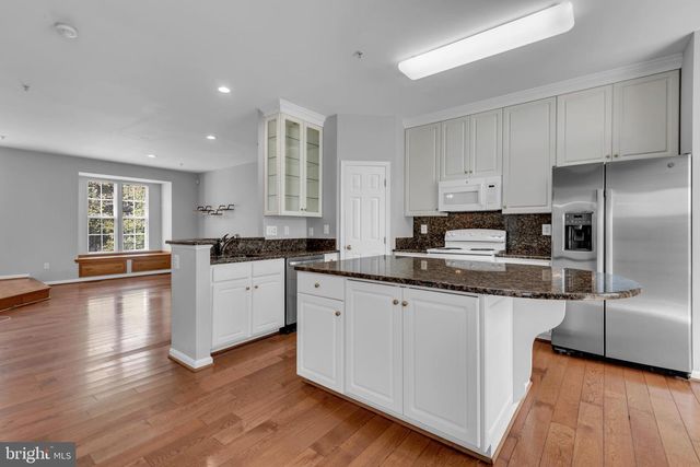 8195 POINSETT TER, Pasadena, MD 21122