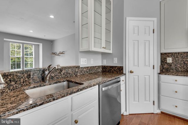 8195 POINSETT TER, Pasadena, MD 21122