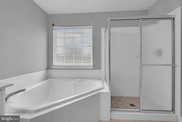 8195 POINSETT TER, Pasadena, MD 21122