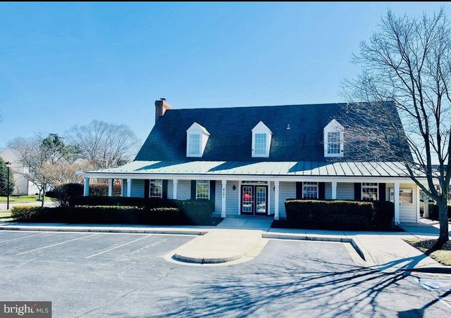 8195 POINSETT TER, Pasadena, MD 21122