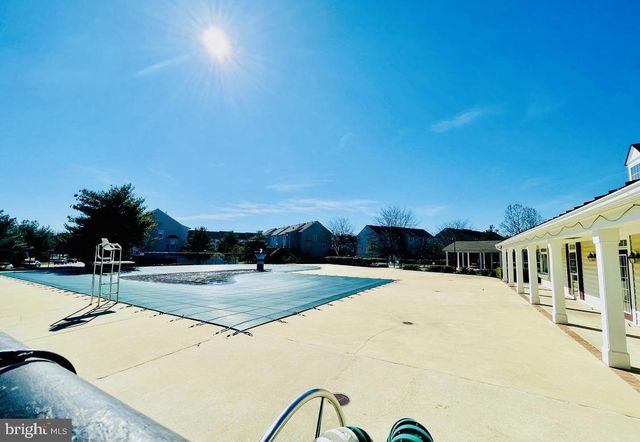 8195 POINSETT TER, Pasadena, MD 21122