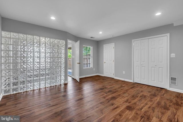 8195 POINSETT TER, Pasadena, MD 21122