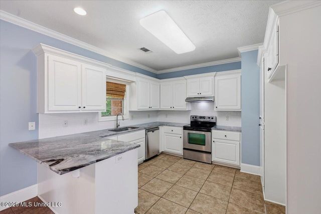 111 Harvey Circle, Canton, MS 39046