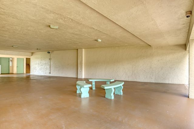 400 VILLAGE GREEN Circle W 117, Palm Springs, FL 33461
