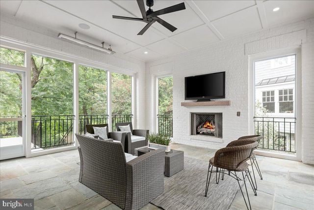 7011 ELIZABETH DR, Mclean, VA 22101