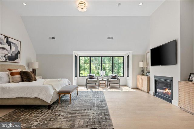 7011 ELIZABETH DR, Mclean, VA 22101