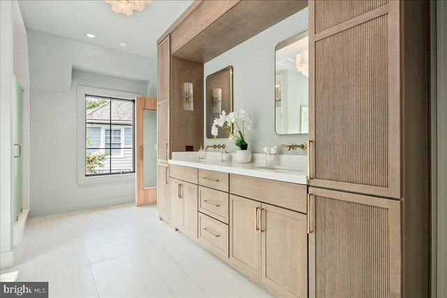 7011 ELIZABETH DR, Mclean, VA 22101