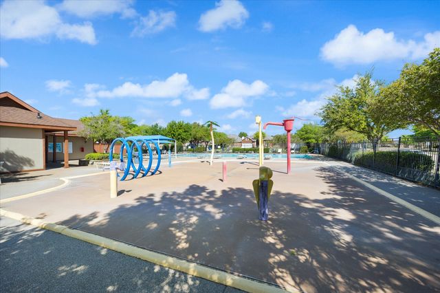 6306 Holly Crest Lane, Sachse, TX 75048