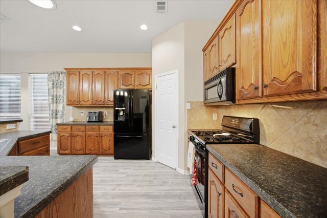 6306 Holly Crest Lane, Sachse, TX 75048