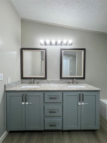 109 Pitts Road, Richmond, TX 77406