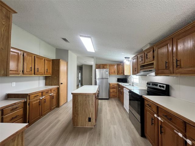 109 Pitts Road, Richmond, TX 77406