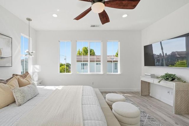 1022 Banyan Court, San Jose, CA 95131