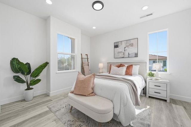 1022 Banyan Court, San Jose, CA 95131