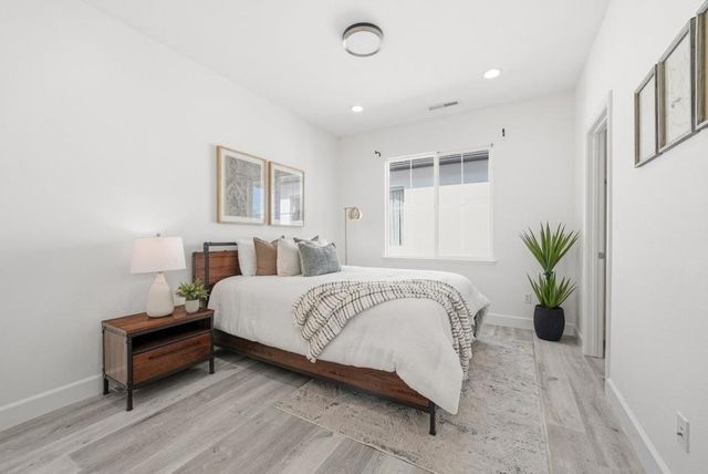 1022 Banyan Court, San Jose, CA 95131