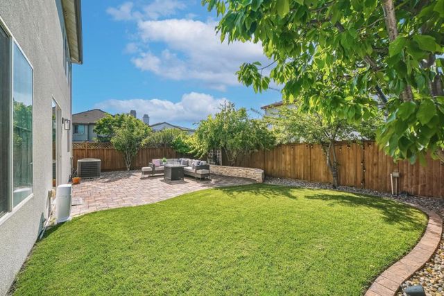 1022 Banyan Court, San Jose, CA 95131