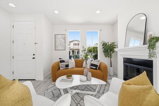 1022 Banyan Court, San Jose, CA 95131