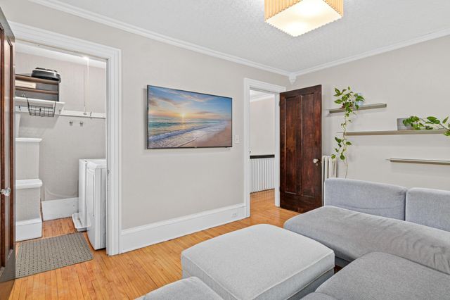 3500 Park Avenue, Minneapolis, MN 55407