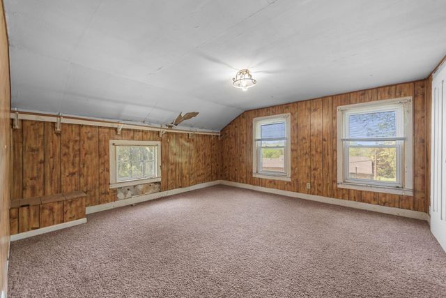 10585 W 93rd Avenue, St. John, IN 46373