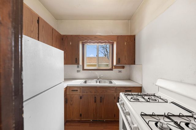 10585 W 93rd Avenue, St. John, IN 46373