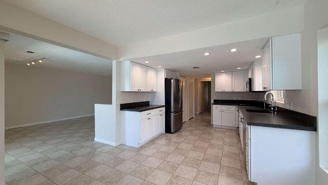 3827 E Larkspur Drive, Phoenix, AZ 85032