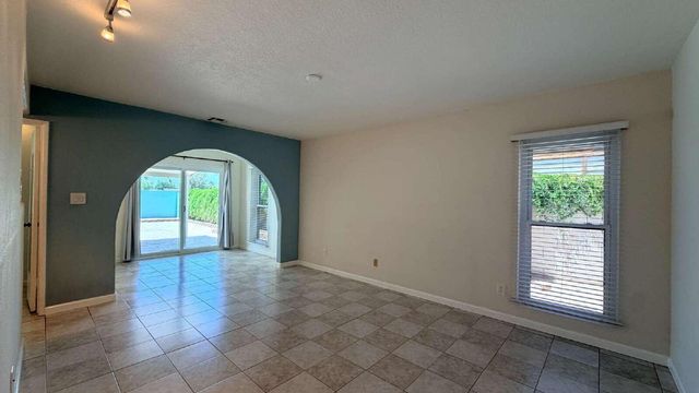 3827 E Larkspur Drive, Phoenix, AZ 85032