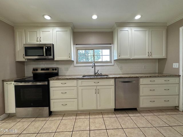 4248 Maplewood Street, Kingsport, TN 37660