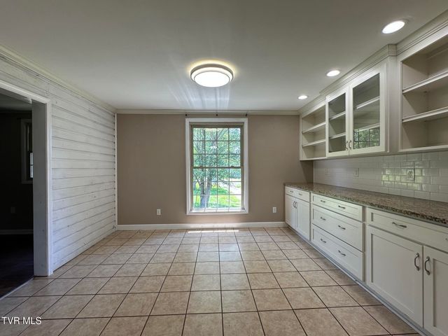 4248 Maplewood Street, Kingsport, TN 37660