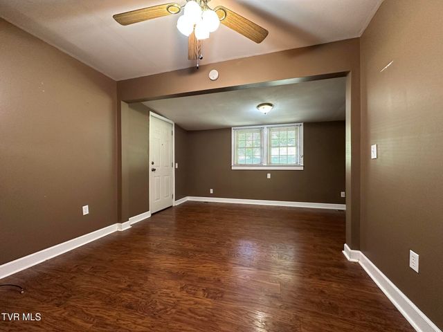 4248 Maplewood Street, Kingsport, TN 37660