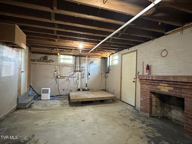 4248 Maplewood Street, Kingsport, TN 37660