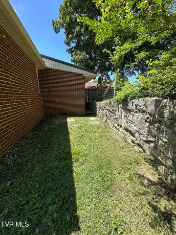 4248 Maplewood Street, Kingsport, TN 37660