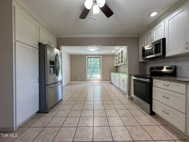 4248 Maplewood Street, Kingsport, TN 37660