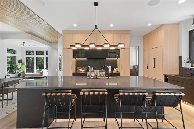 815 N English Settlement Avenue, Burlington, WI 53105