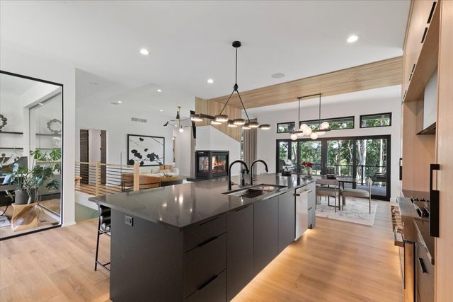 815 N English Settlement Avenue, Burlington, WI 53105