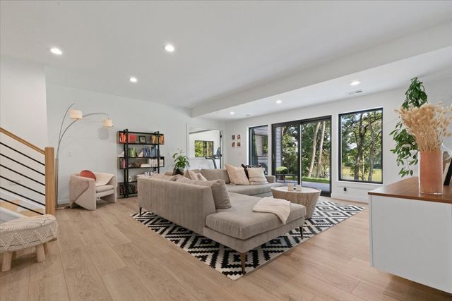 815 N English Settlement Avenue, Burlington, WI 53105