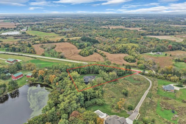 815 N English Settlement Avenue, Burlington, WI 53105