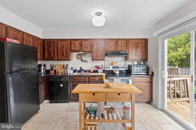 1238 HOLMESPUN DR, Pasadena, MD 21122