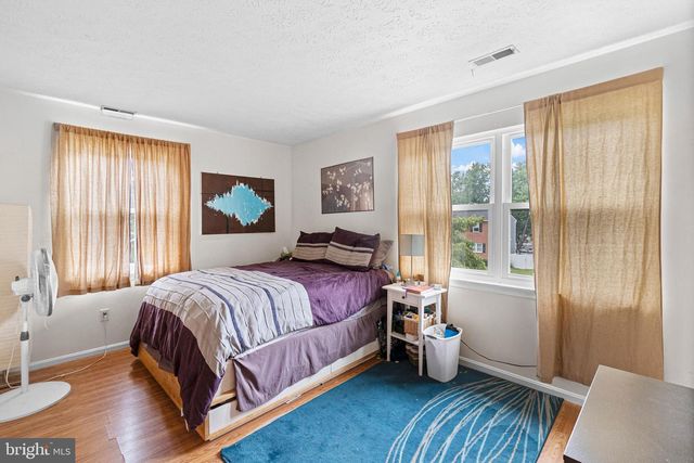 1238 HOLMESPUN DR, Pasadena, MD 21122