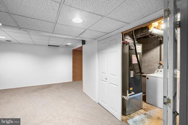 1238 HOLMESPUN DR, Pasadena, MD 21122