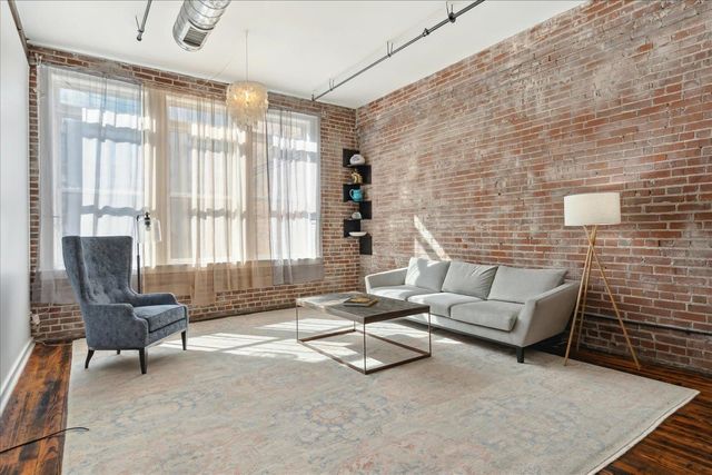 413 S Main St Apt 206, Memphis, TN 38103