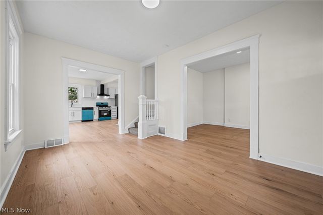 14148 Berwyn Avenue, Cleveland, OH 44111