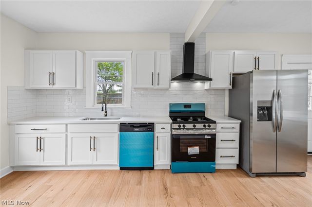 14148 Berwyn Avenue, Cleveland, OH 44111