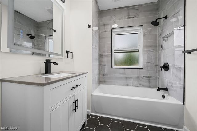 14148 Berwyn Avenue, Cleveland, OH 44111