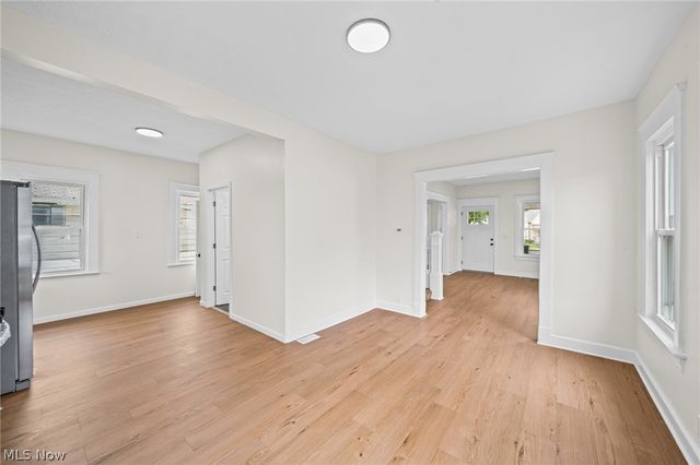 14148 Berwyn Avenue, Cleveland, OH 44111