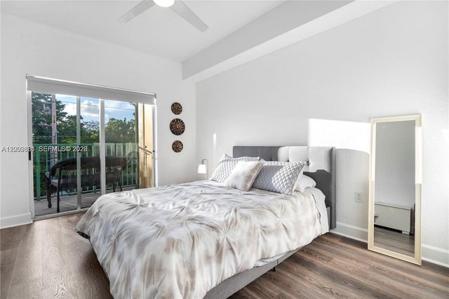 6001 SW 70th St 336, South Miami, FL 33143