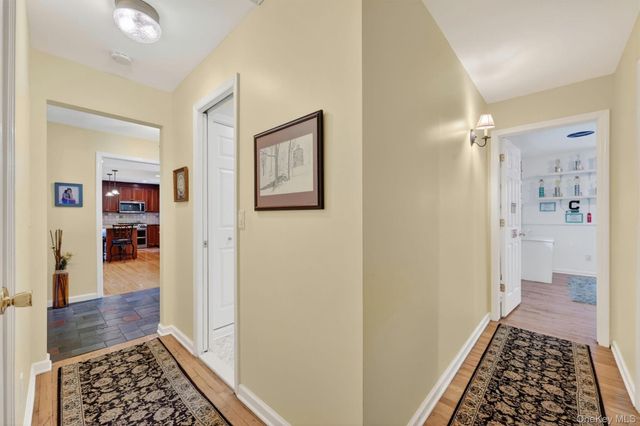 8 Mountain Brook Road, Cornwall, NY 12518